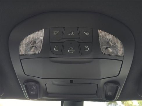 New 2026 Chrysler Pacifica Limited w/ S Appearance Package image 26