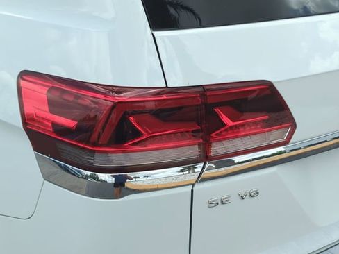 Certified 2023 Volkswagen Atlas SE image 8