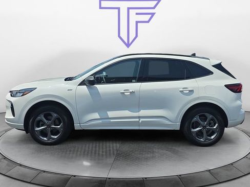 Certified 2024 Ford Escape ST-Line w/ Tech Pack #1 AWD/4WD image 3