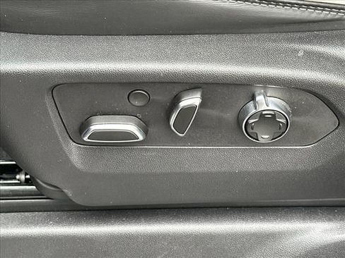 Certified 2024 GMC Sierra 1500 Denali Ultimate AWD/4WD image 23
