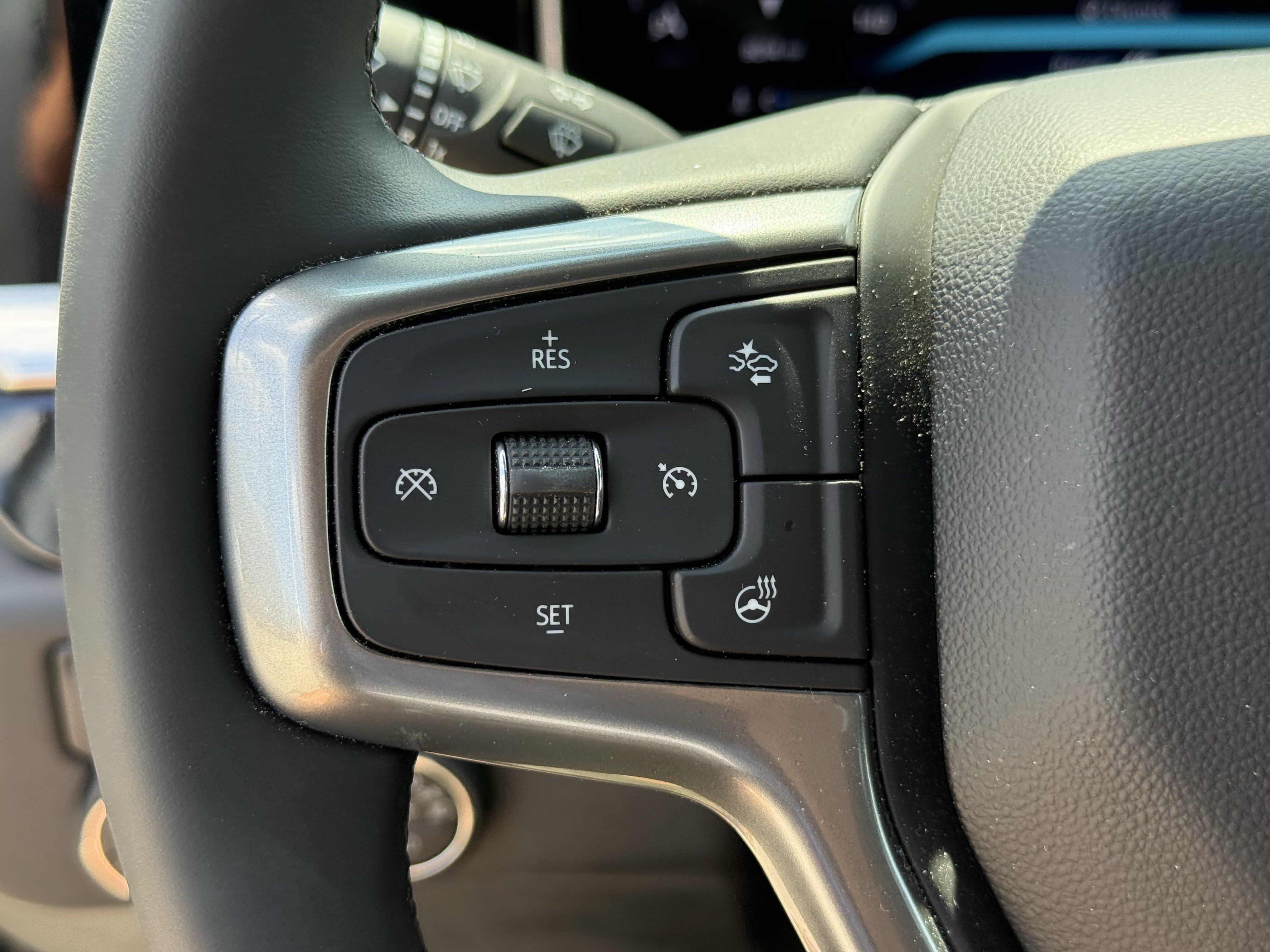 Used 2026 Chevrolet Silverado 1500 RST w/ RST Select Package RWD image 17