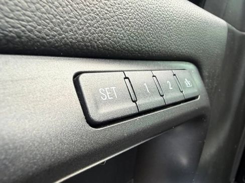 Used 2017 GMC Sierra 2500 Denali w/ Duramax Plus Package AWD/4WD image 19