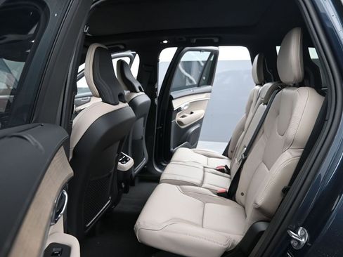New 2026 Volvo XC90 B5 Ultra image 20