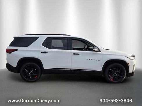 Certified 2023 Chevrolet Traverse Premier w/ Redline Edition FWD image 7