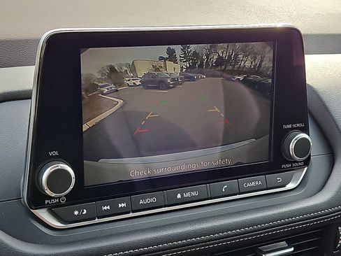 Certified 2023 Nissan Rogue SV image 17