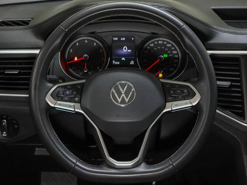 Used 2021 Volkswagen Atlas SE image 25