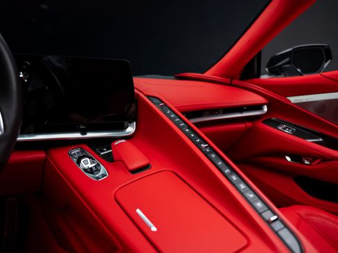 Used 2023 Chevrolet Corvette Stingray Premium Cpe w/ Z51 Performance Package RWD image 44