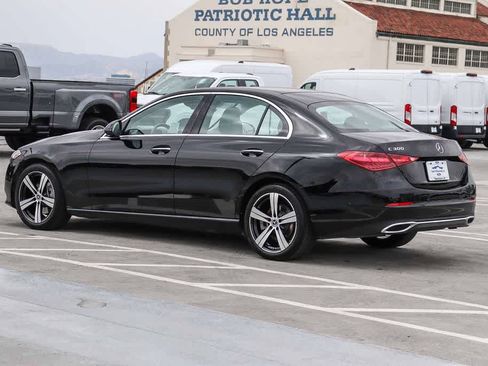 Used 2024 Mercedes-Benz C 300 Sedan image 6