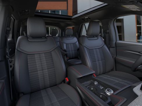 New 2026 Ford Explorer ST-Line AWD/4WD image 10