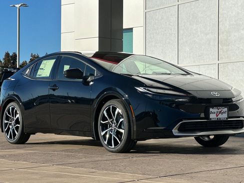 New 2026 Toyota Prius Plug-In Hybrid image 2