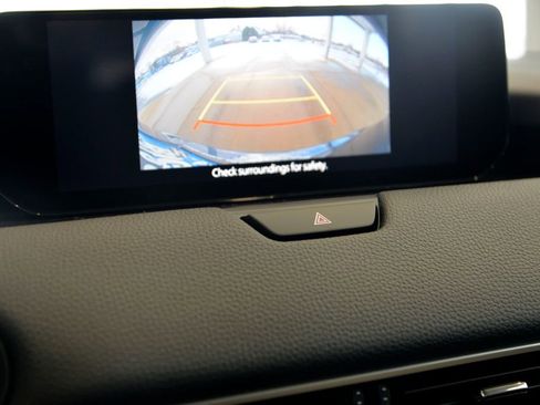 Used 2024 MAZDA CX-90 Plug-In Hybrid w/ Premium Pkg image 20