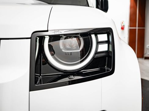 New 2026 Land Rover Defender 130 V8 image 15