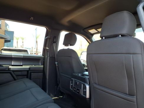 Used 2018 Ford F150 XLT w/ Equipment Group 302A Luxury AWD/4WD image 13