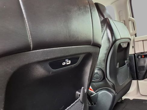Certified 2023 Chrysler Pacifica Touring-L FWD image 24