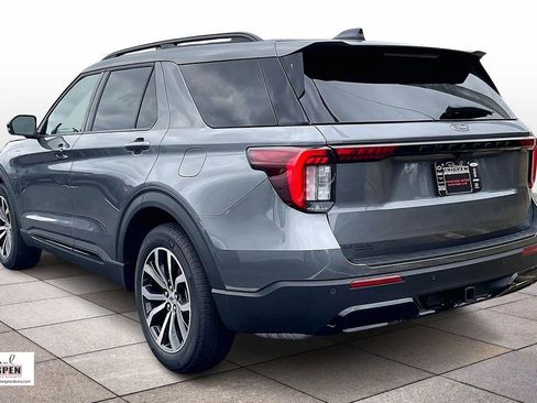 New 2026 Ford Explorer ST-Line image 3