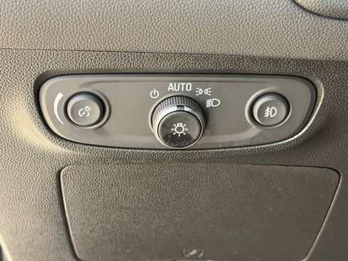 Certified 2023 Buick Encore GX Essence w/ Experience Buick Package FWD image 26