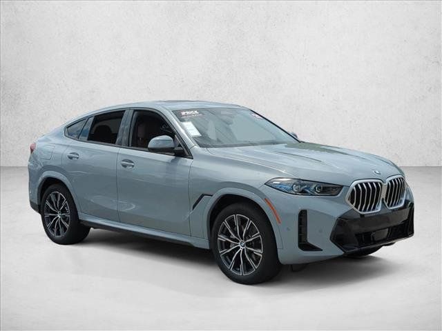 Used 2025 BMW X6 xDrive40i AWD/4WD image 3