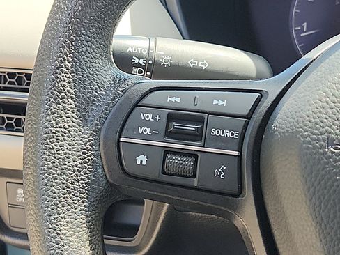 Used 2025 Honda HR-V LX image 20