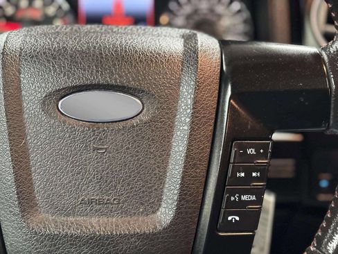 Used 2014 Ford F150 FX4 w/ Equipment Group 402A Luxury AWD/4WD image 29