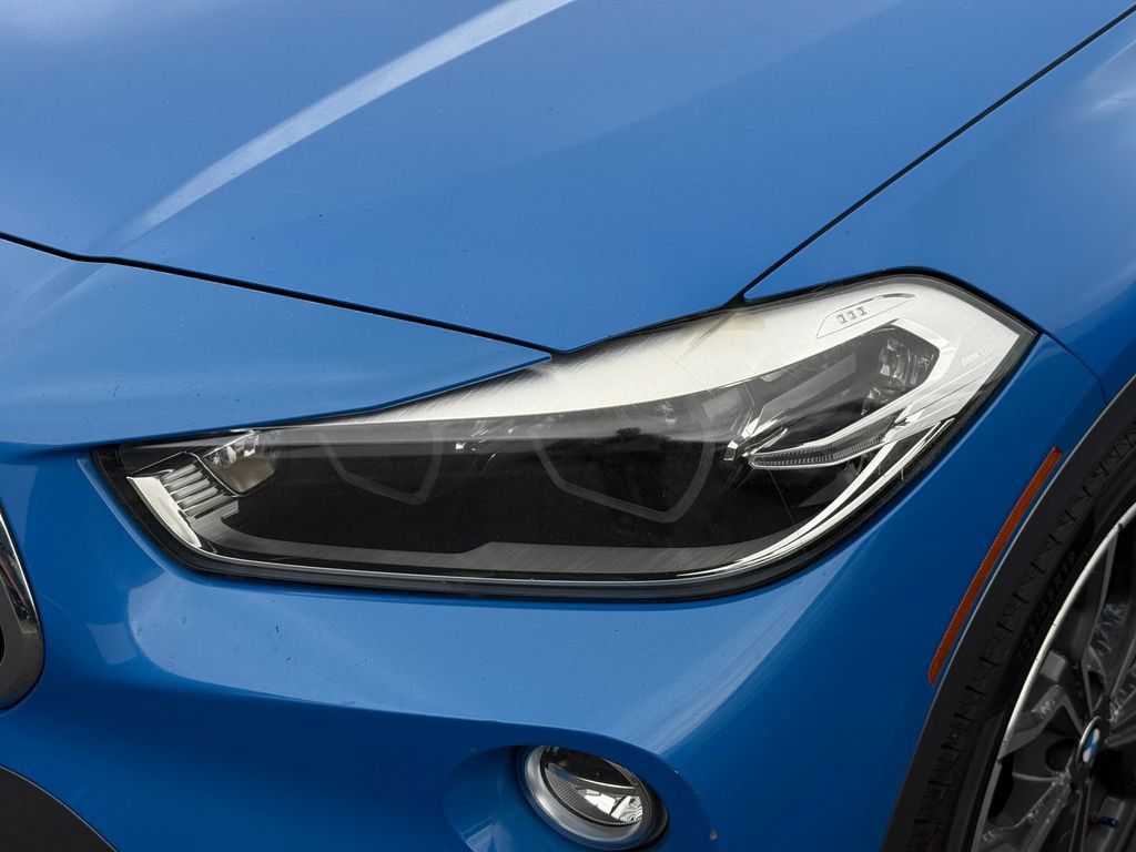 Used 2018 BMW X2 sDrive28i w/ M SportX Package FWD image 3