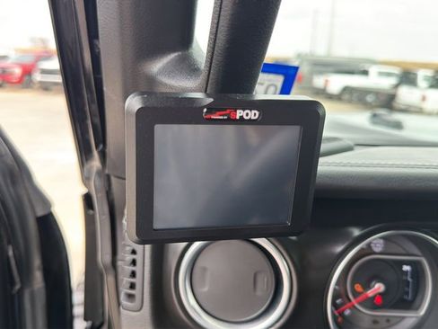 Used 2020 Jeep Gladiator Rubicon image 25