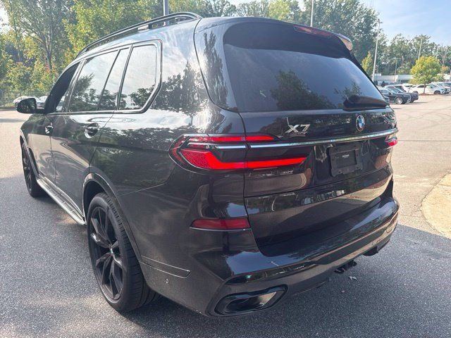 Used 2023 BMW X7 xDrive40i w/ Executive Package AWD/4WD image 15