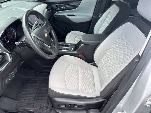 Used 2021 Chevrolet Equinox LS w/ LS Convenience Package FWD image 10