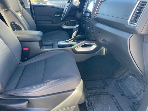 Used 2023 Nissan Frontier SV w/ Technology Package image 24