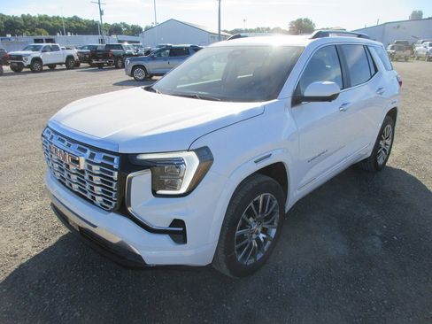 New 2026 GMC Terrain Denali AWD/4WD image 9