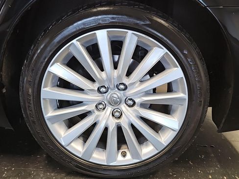 Used 2014 Lexus LS 460 w/ Comfort Package RWD image 32