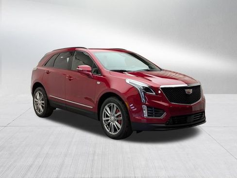 Used 2026 Cadillac XT5 Sportv w/ LPO, Floor Liner Package AWD/4WD image 3