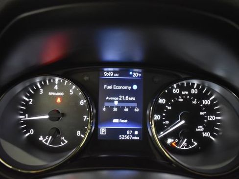 Certified 2019 Nissan Rogue SV w/ Premium Package image 26