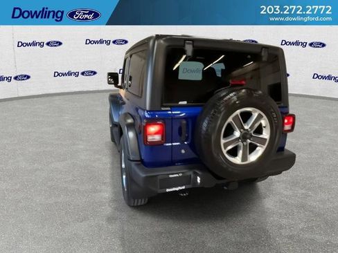 Used 2018 Jeep Wrangler Sport AWD/4WD image 2