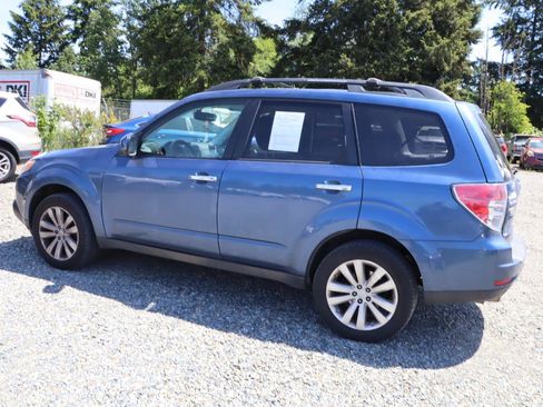 Used 2011 Subaru Forester 2.5X Limited AWD/4WD image 3