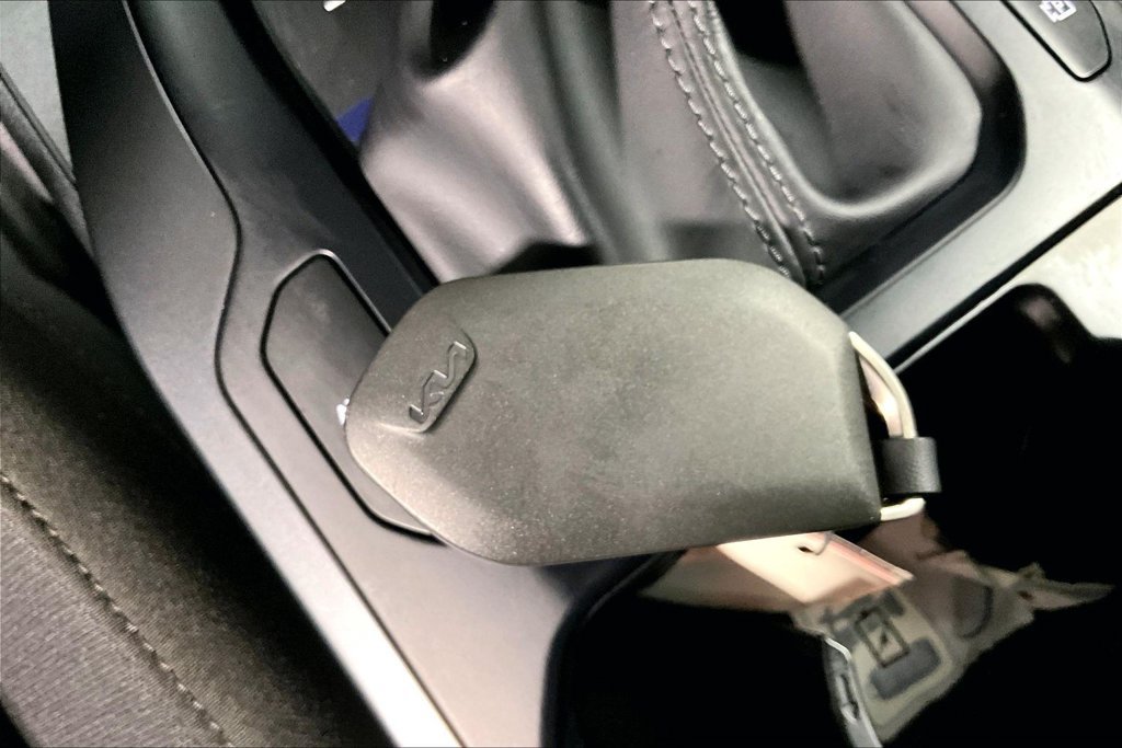 Used 2026 Kia K4 FWD image 23