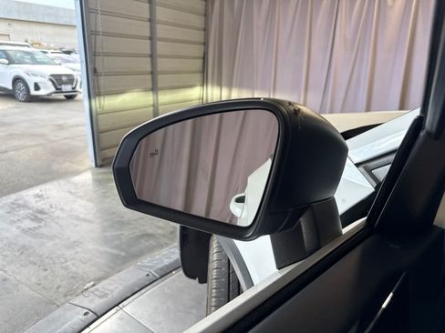 Used 2022 Volkswagen Taos S FWD image 20