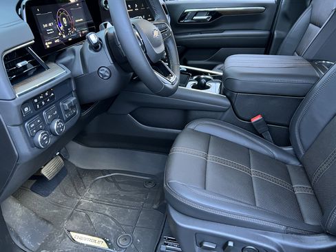 New 2026 Chevrolet Tahoe High Country image 14