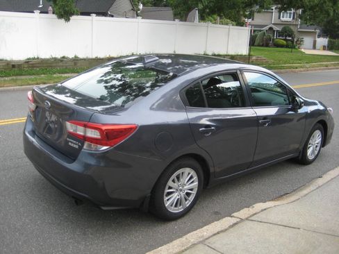 Used 2017 Subaru Impreza 2.0i Premium w/ BSD & Rcta/SRF/Eyesight AWD/4WD image 5