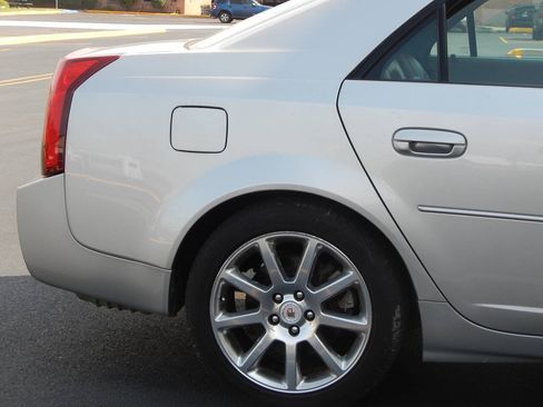 Used 2007 Cadillac CTS 3.6 RWD image 22