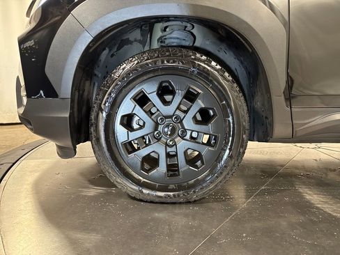 Used 2023 Honda Passport TrailSport image 2