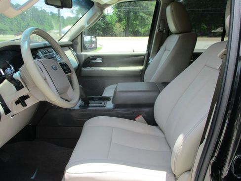 Used 2014 Ford Expedition XLT w/ Leather Seating Package RWD image 15