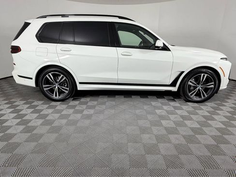 Certified 2024 BMW X7 xDrive40i w/ M Sport Package image 4