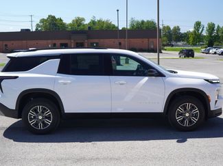 New 2026 Chevrolet Traverse LT video 2