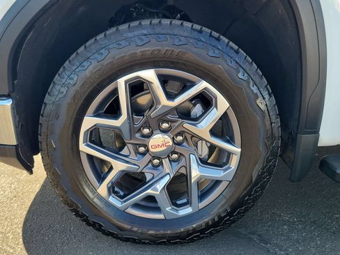 Used 2026 GMC Sierra 1500 SLT w/ SLT Premium Package AWD/4WD image 34