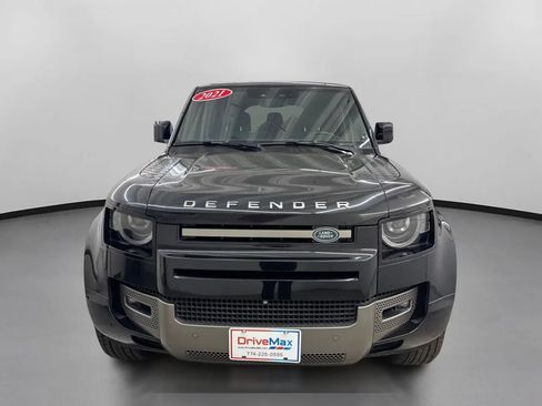 Used 2021 Land Rover Defender 110 X-Dynamic SE AWD/4WD image 2