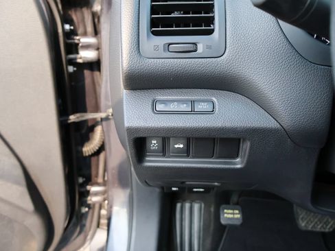 Used 2013 Nissan Altima 3.5 S FWD image 25
