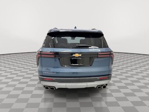Certified 2025 Chevrolet Traverse LT image 9