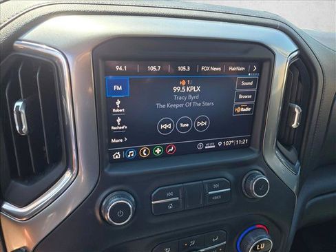 Used 2020 Chevrolet Silverado 1500 LT Trail Boss w/ Midnight Edition AWD/4WD image 12