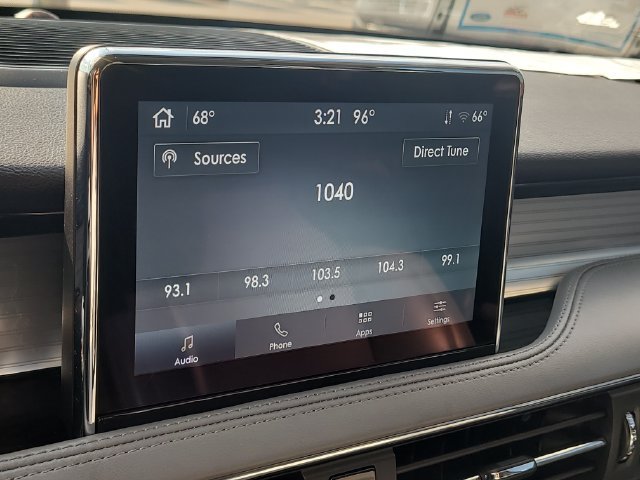 Used 2022 Lincoln Corsair FWD image 22