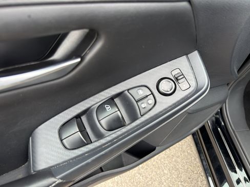 Certified 2024 Nissan Sentra SV image 10